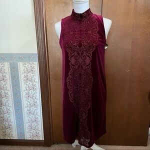 Maurice’s Velvet Medallion Mock Turtleneck Sleeveless Dress Size Small❤️